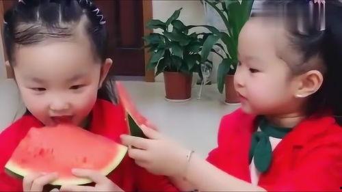西瓜视频吃瓜姐妹俩,吃瓜姐妹俩带你领略网络热点的魅力